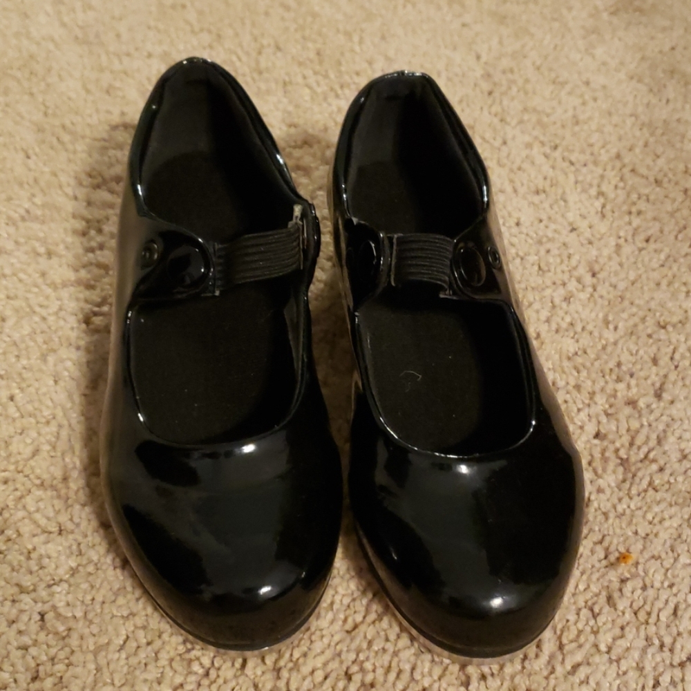 Girls side 12 Leo tapas shoes